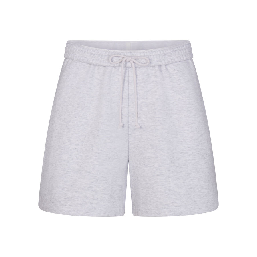 

Оверсайз шорты SKIMS Cotton Fleece, цвет Light Heather Grey