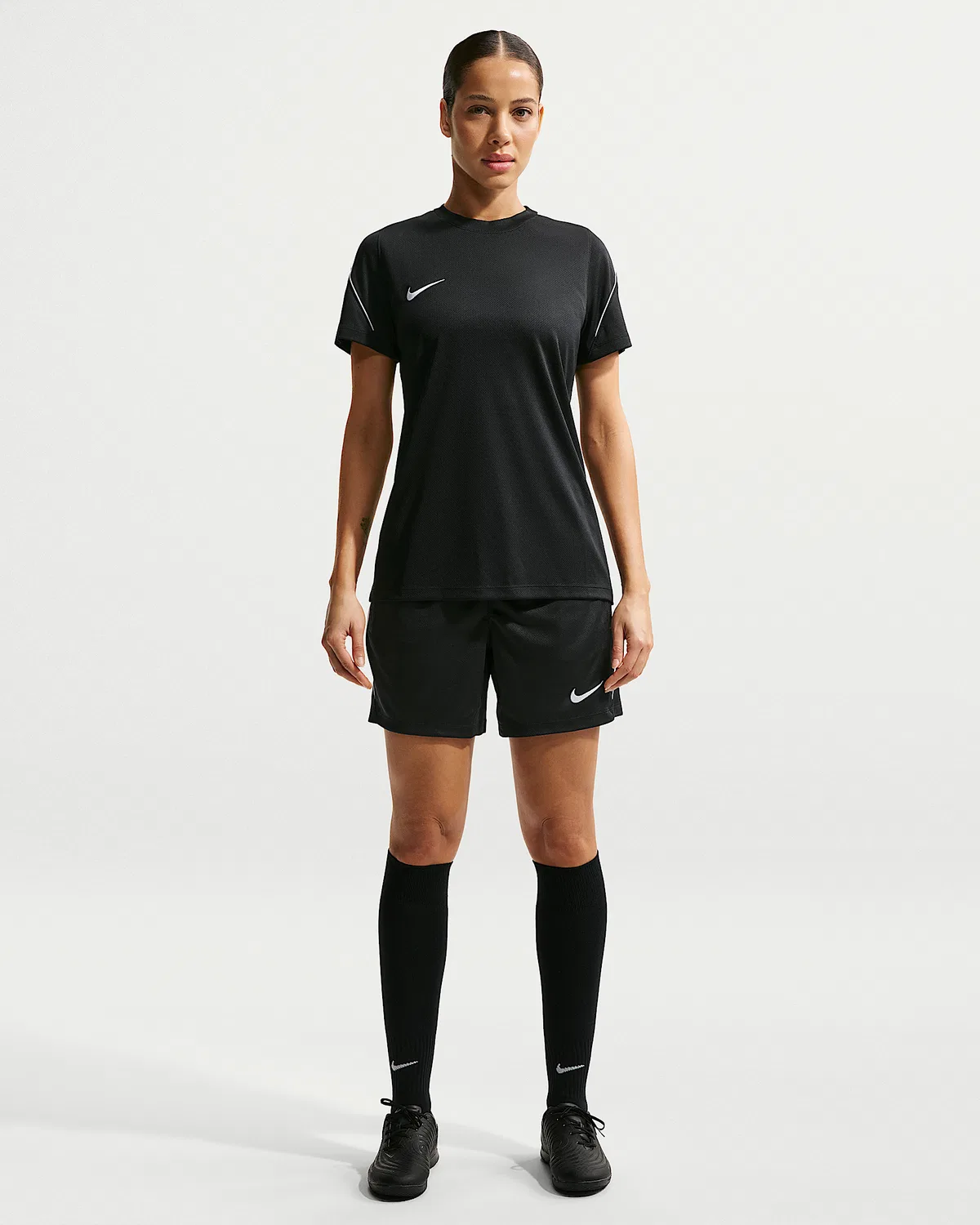 Женские футбольные шорты Nike Strike Dri-FIT, Black/White/White/White