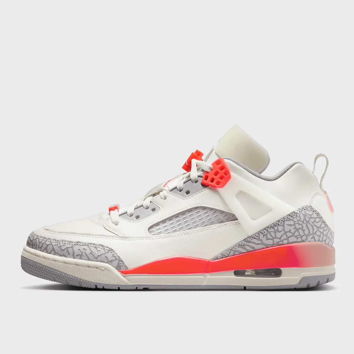 

Кроссовки Jordan Spizike Low PSG, белый/серый/красный