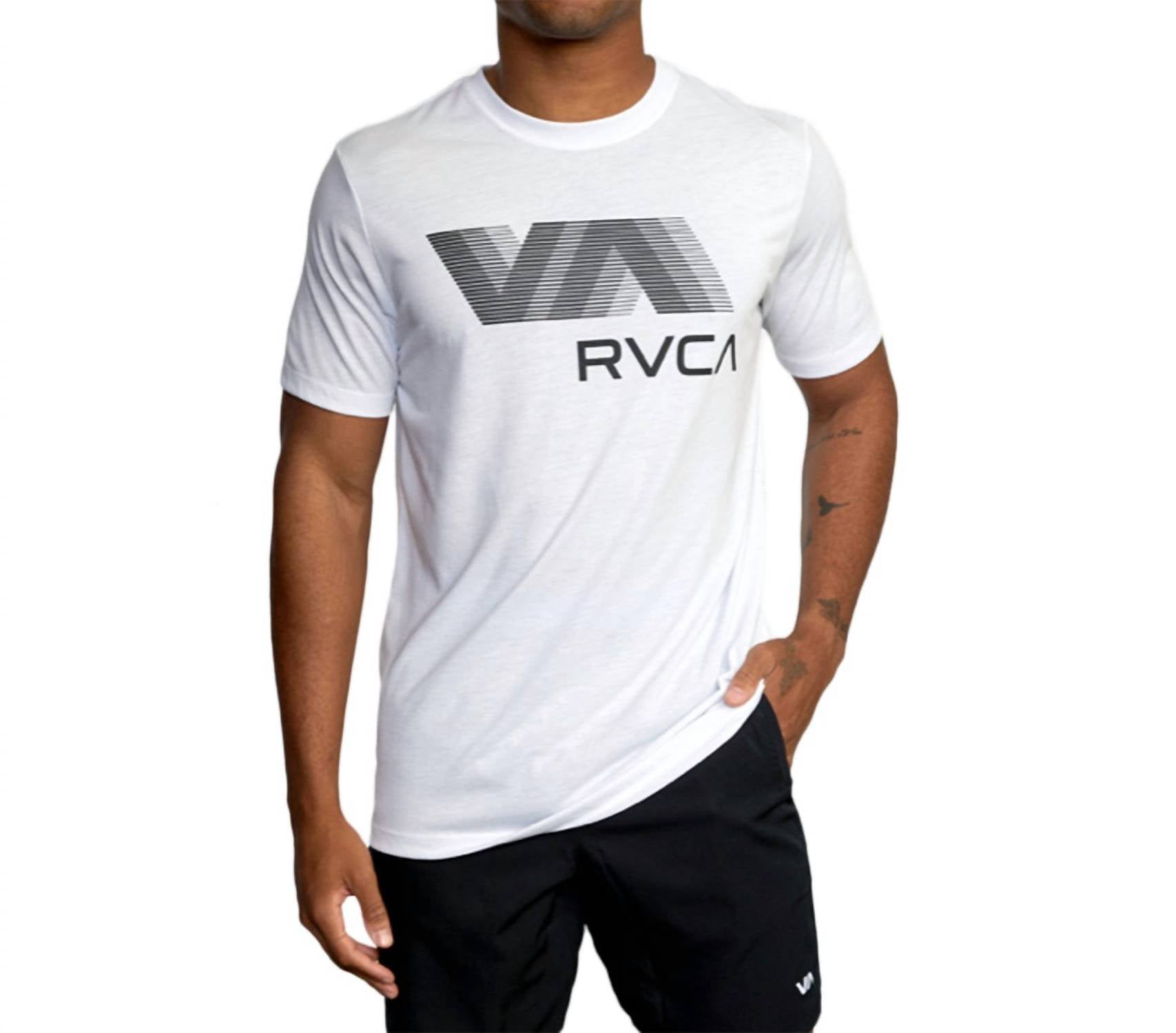 

Футболка Blur Athletic белого цвета RVCA