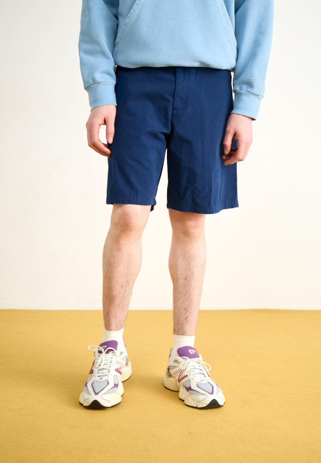 

Шорты CALDER Carhartt WIP, темно-синий