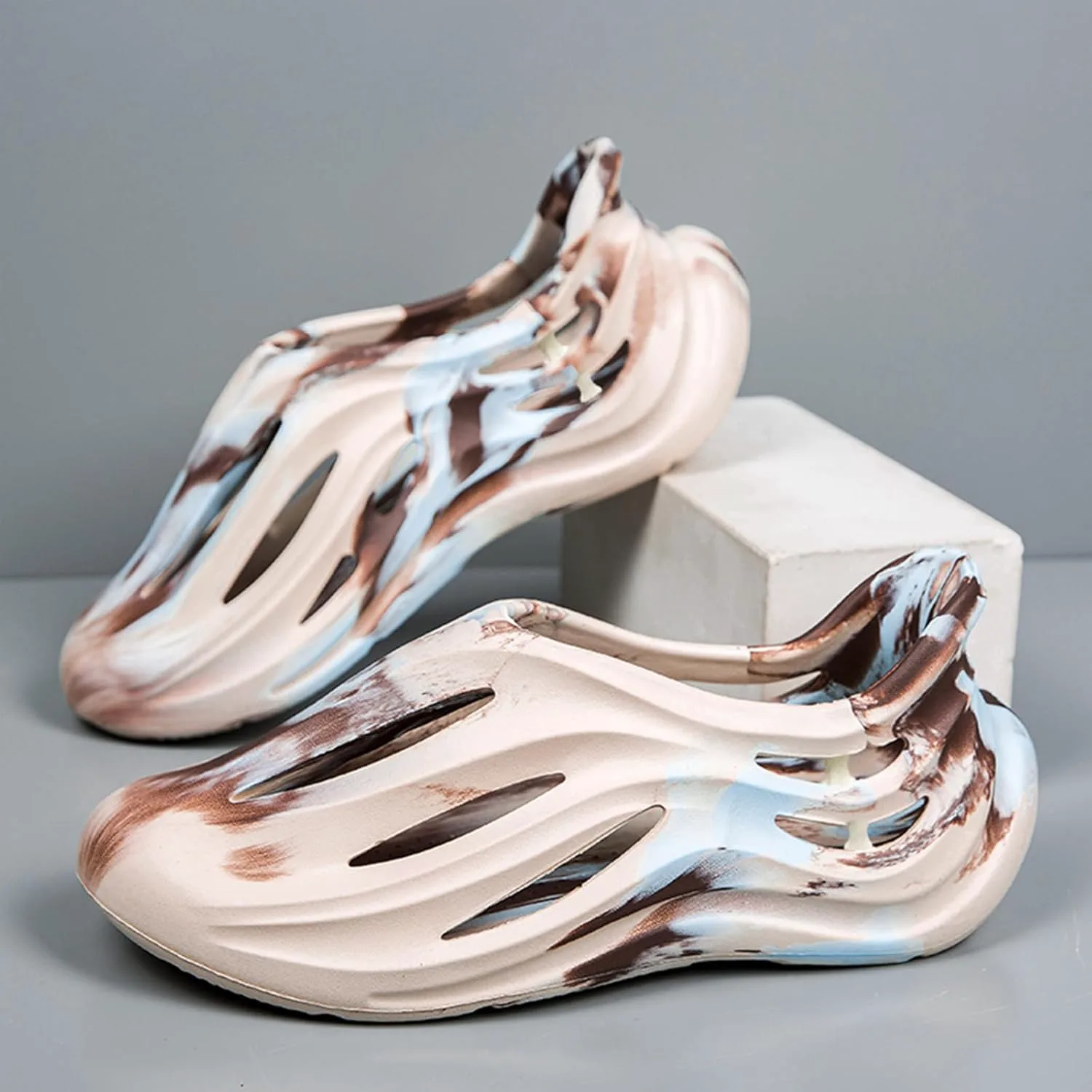 Кроссовки Foam Runner для мужчин и женщин, без шнурков, с вырезами, в стиле Foam Runner, легкие, долговечные, из EVA, дышащие, мягкие тапочки-облака для мужчин и женщин INKUIL, хаки — фото 4