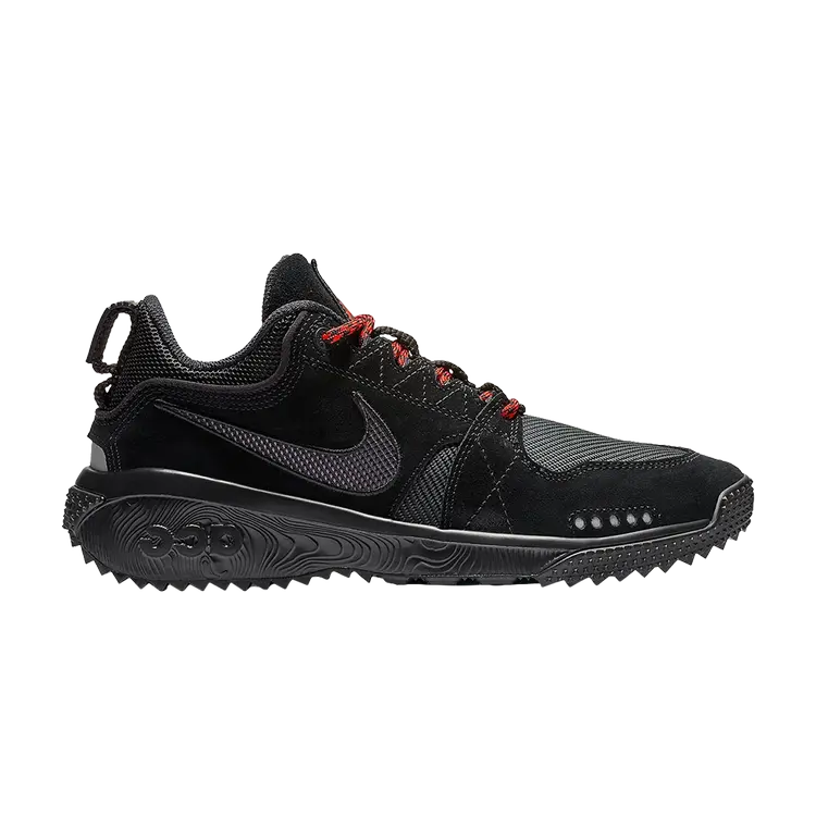

Кроссовки Nike ACG Dog Mountain 'Triple Black', красный