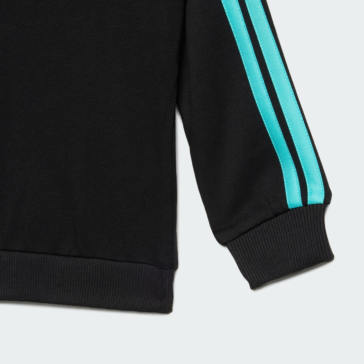 Adidas Performance Тренировочный костюм 'AMG Petronas Formula 1 Team' в черном цвете — фото 4
