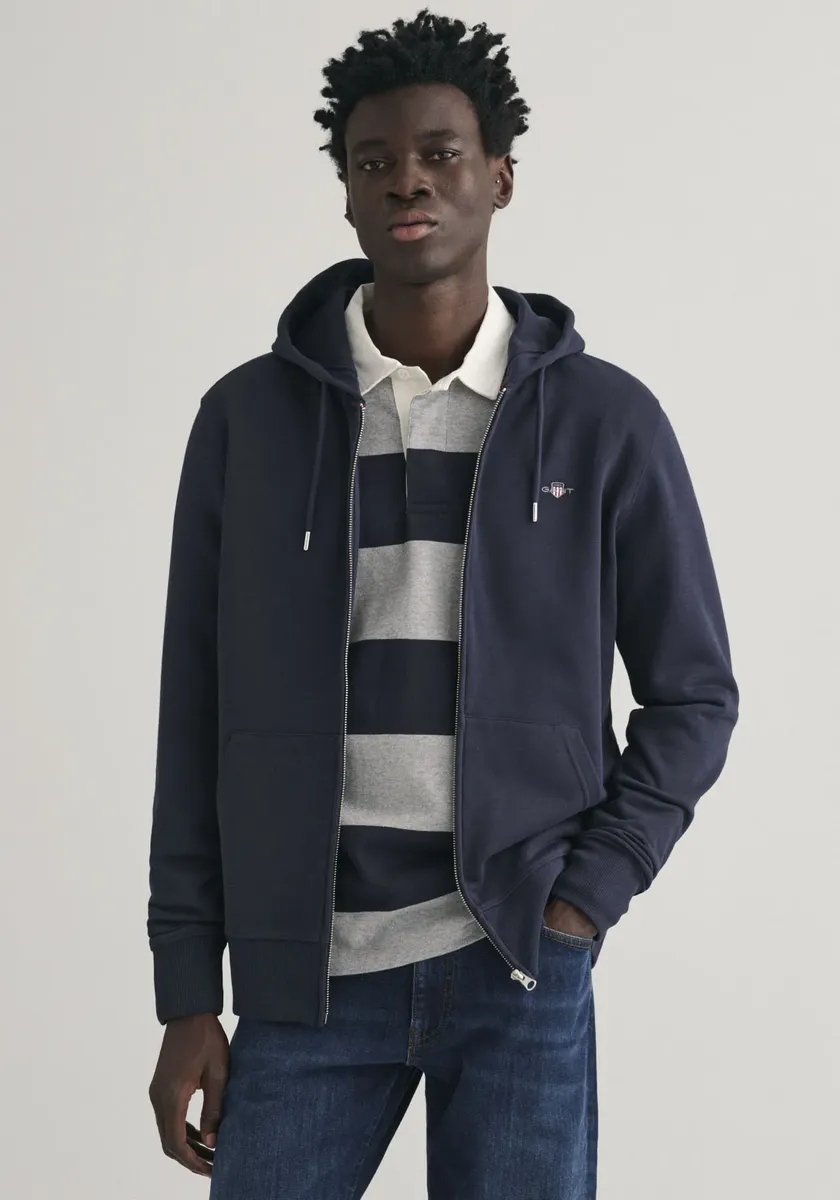

Толстовка Gant с капюшоном "REG SHIELD FULL ZIP HOODIE", с вышитым логотипом на груди, синий