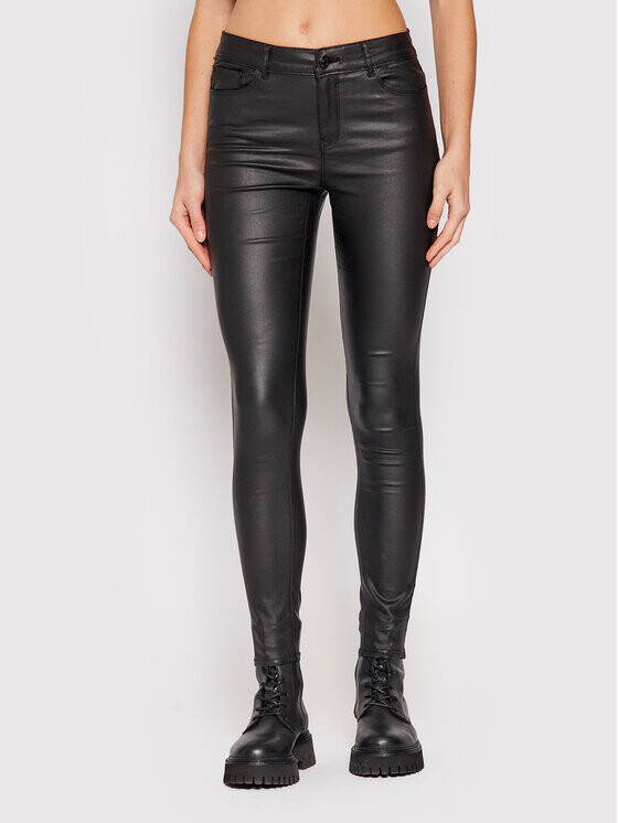 

Тканевые брюки узкого кроя Vero Moda, черный