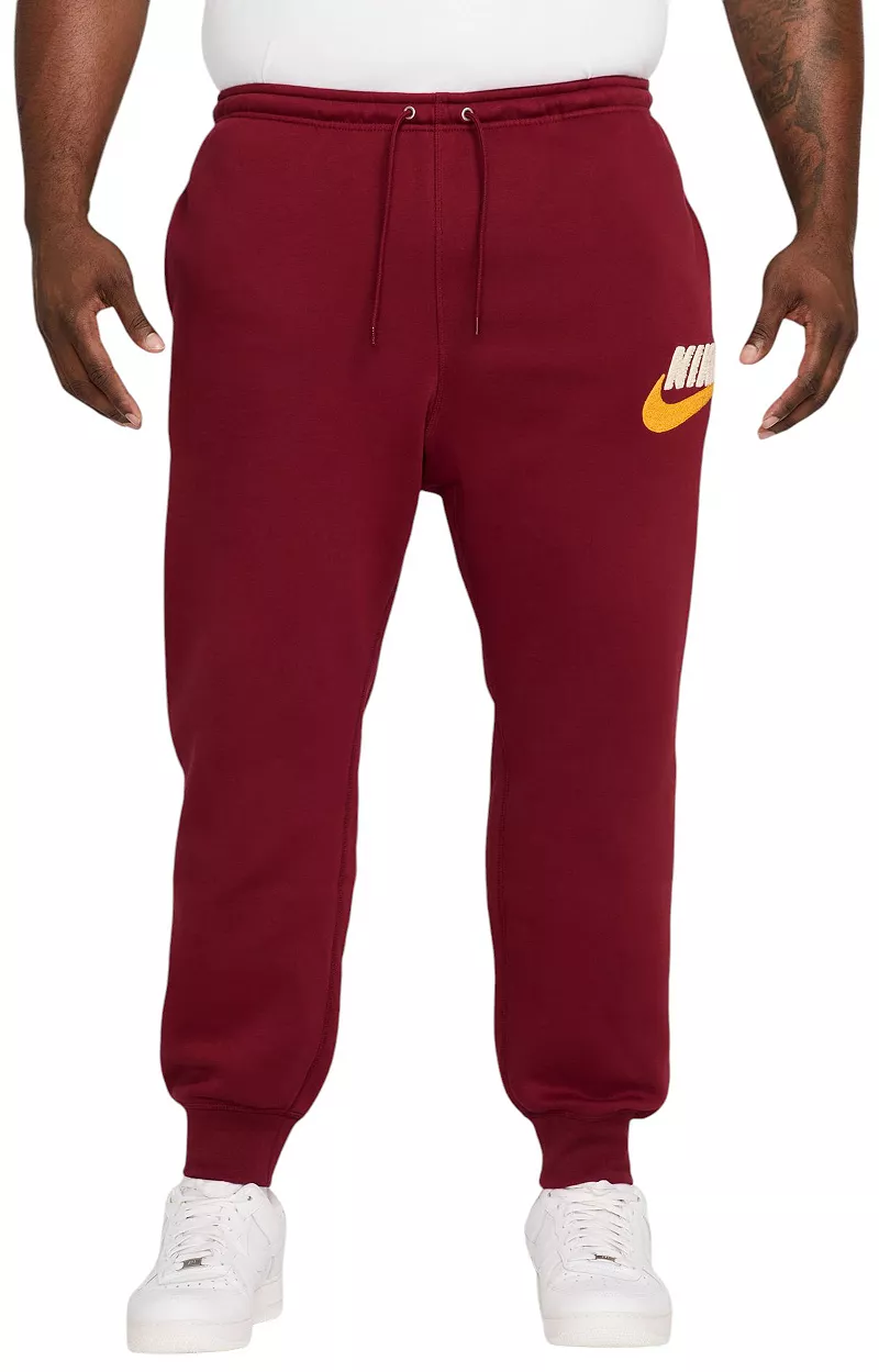 

Мужские джоггеры из синели с начесом Nike Club Futura из флиса, цвет Team Red