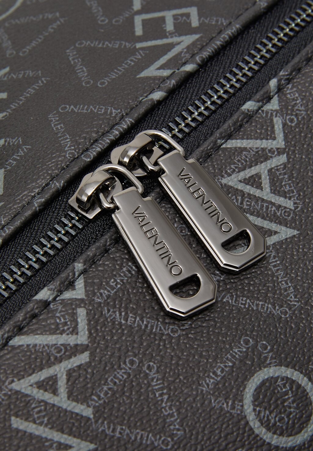 

Дорожная сумка ZEFIR Valentino Bags, черный