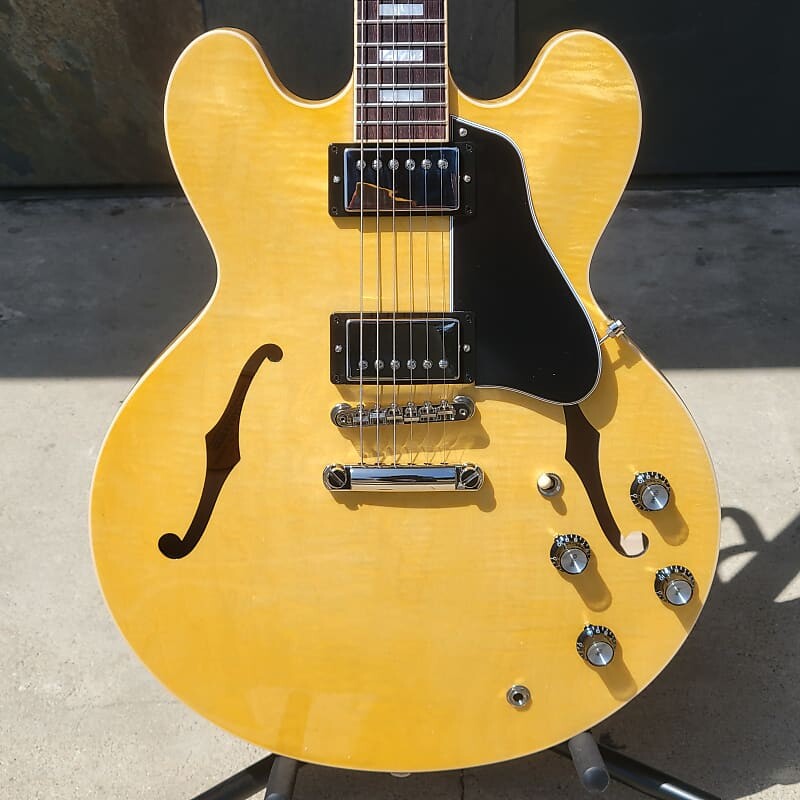 

Электрогитара Gibson ES-335 Figured, Antique Natural