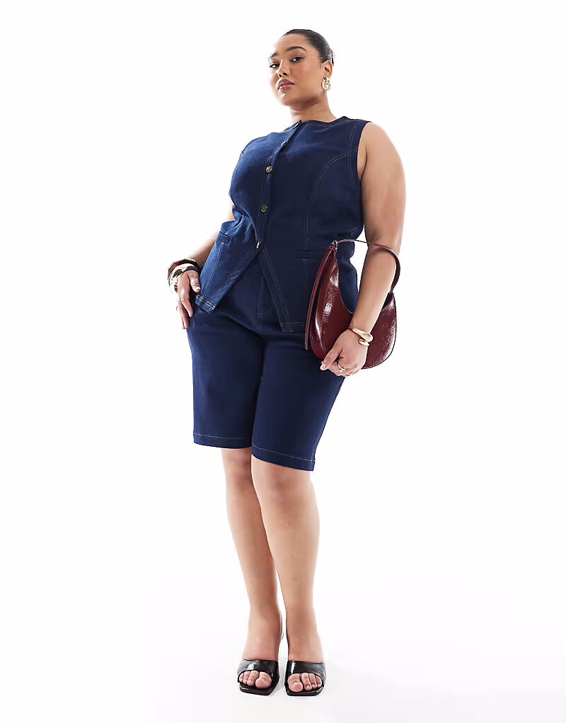 

Эксклюзивный жилет Plus на пуговицах спереди из темного денима Renee Studio, темно-синий