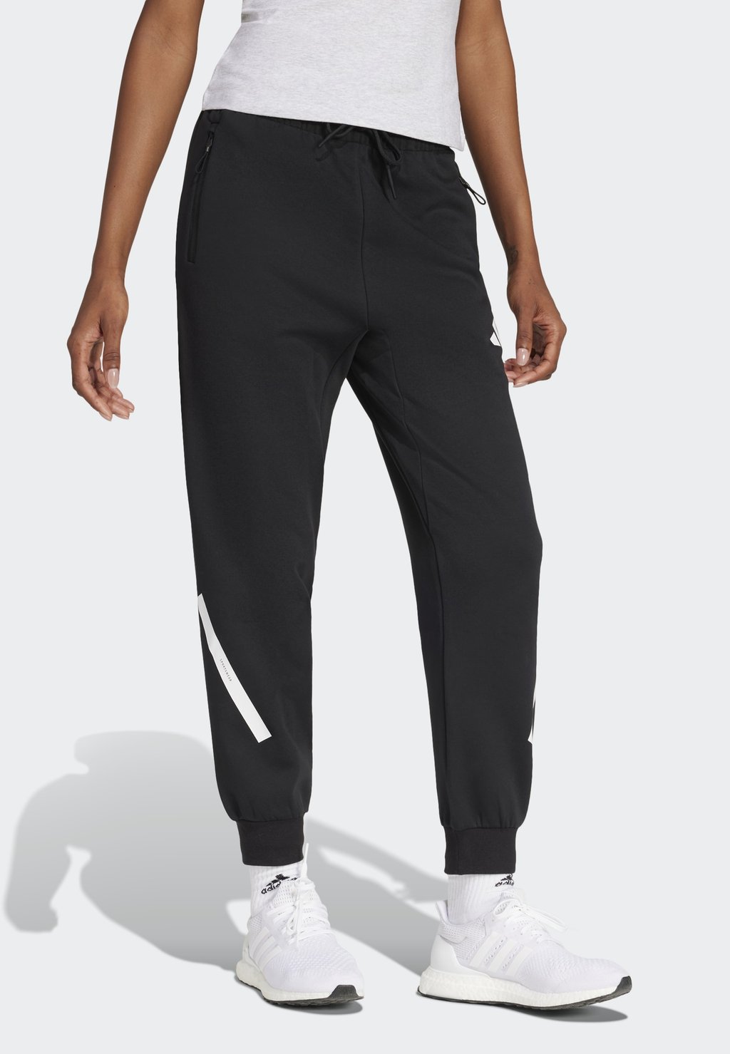 

Спортивные брюки adidas Sportswear, черный