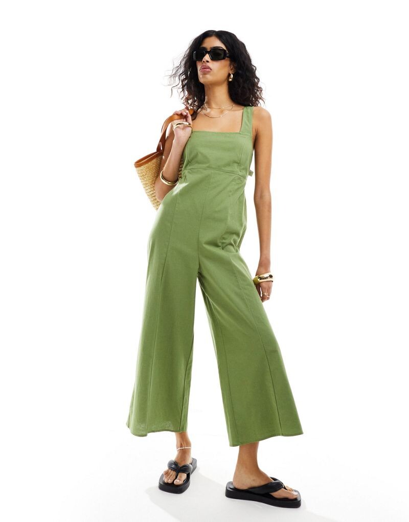 

ASOS DESIGN – короткий льняной комбинезон цвета хаки с завязками на спине