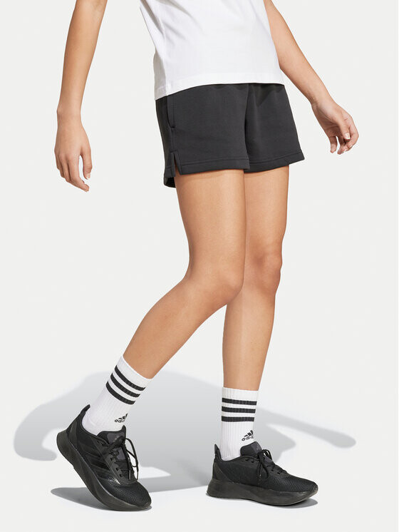 

Спортивные шорты Adidas, черный