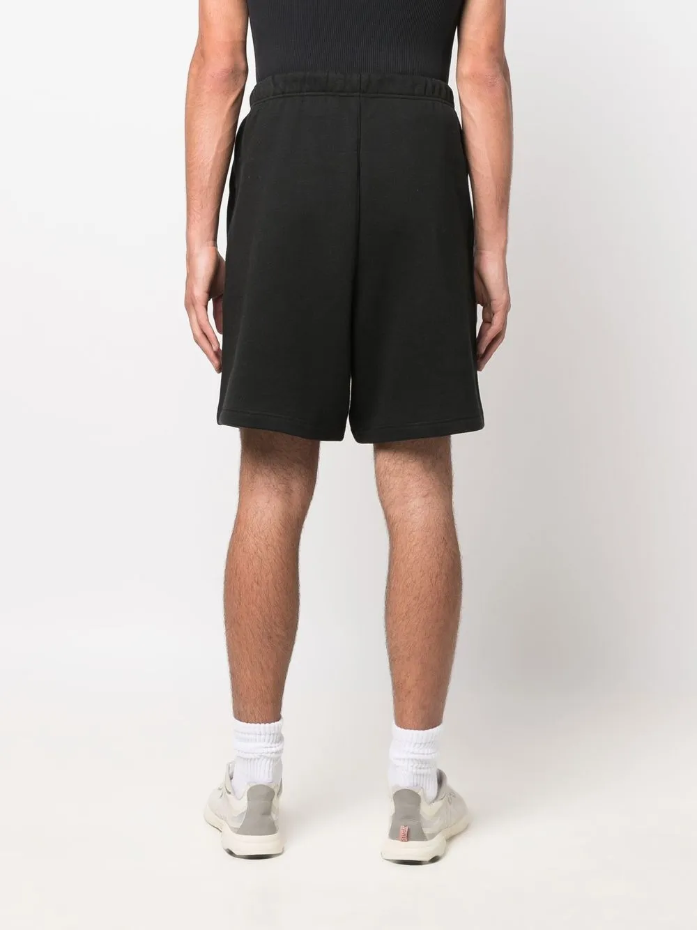 Спортивные шорты из джерси Fear Of God Essentials, черный — фото 4