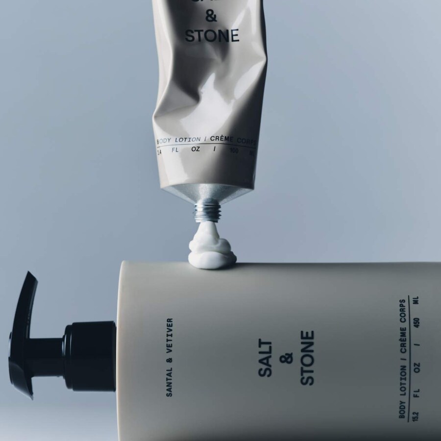 Увлажняющий лосьон для тела Santal & Vetiver с ниацинамидом Salt & Stone, 15 oz /450 mL — фото 2