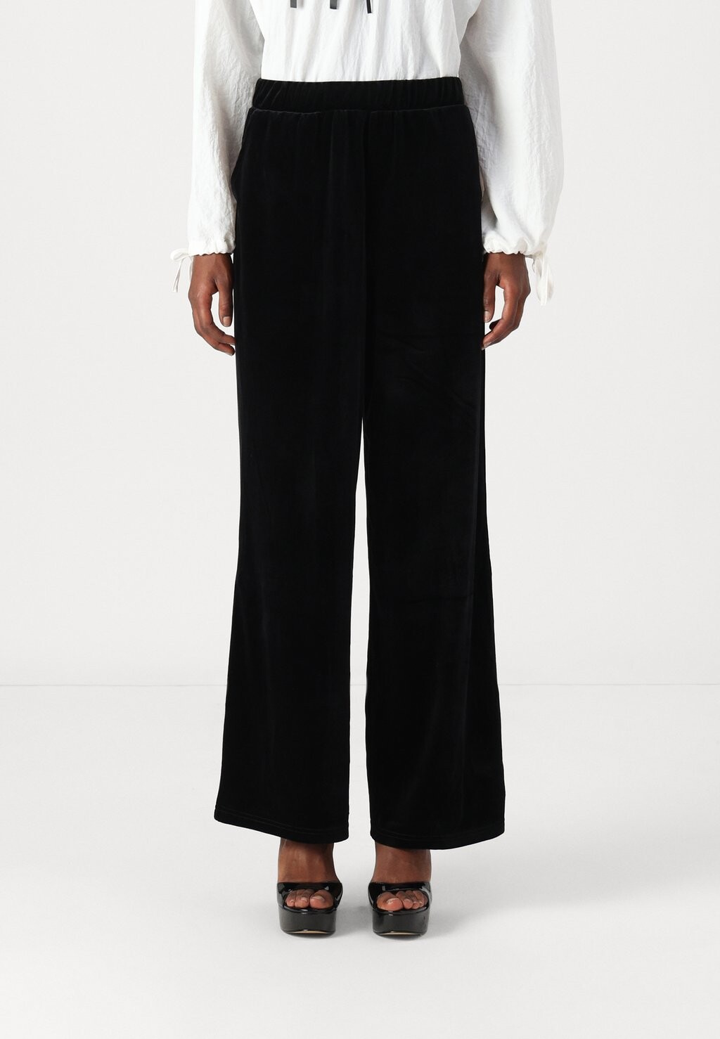 

Брюки VMEFFIE WIDE PANTS Vero Moda, черный