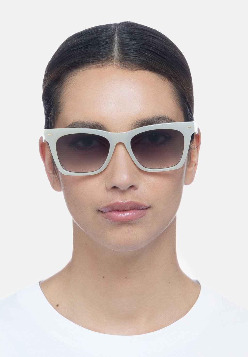 

Солнцезащитные очки CHANTE Le Specs, молочный