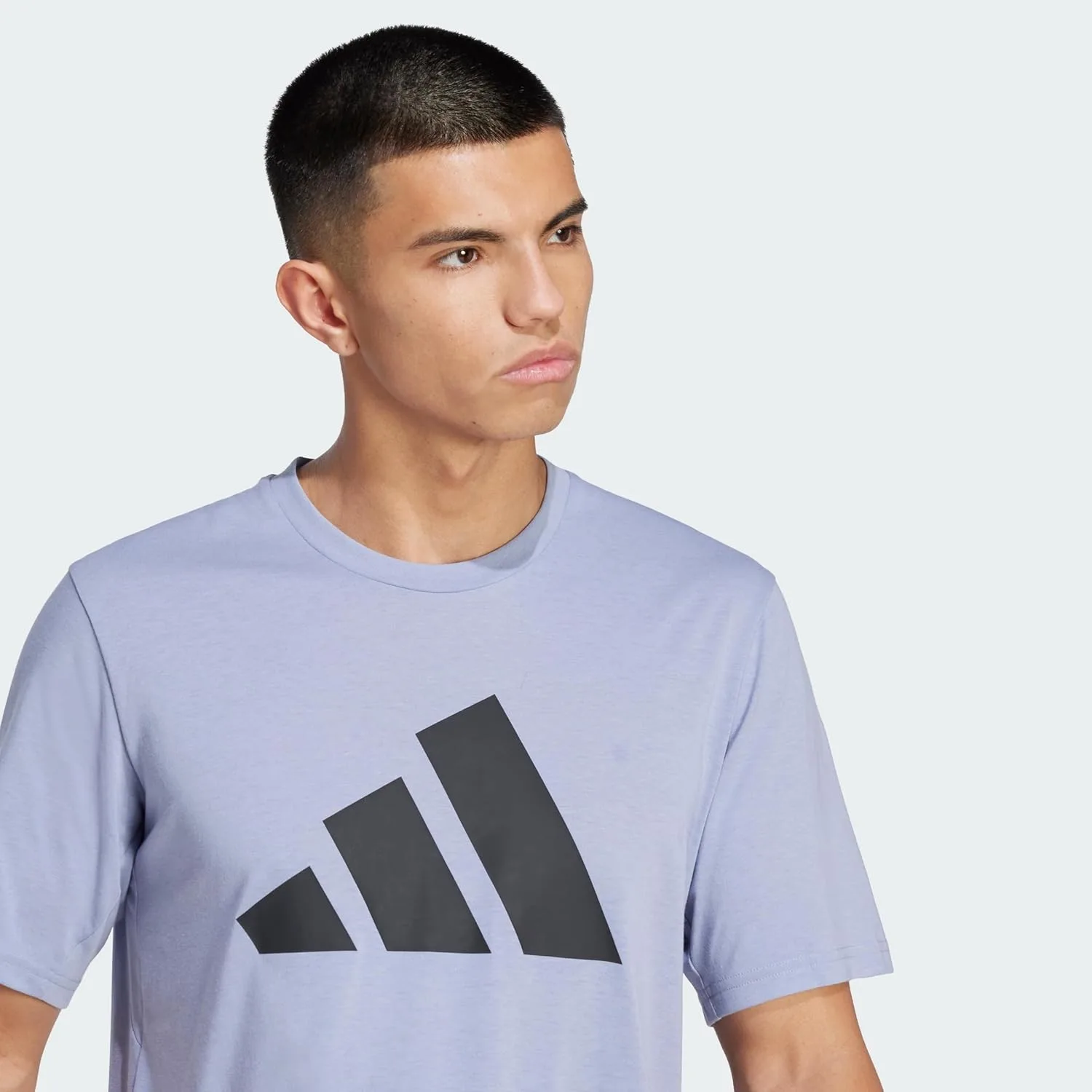 Футболка adidas Feel Ready Logo — фото 2