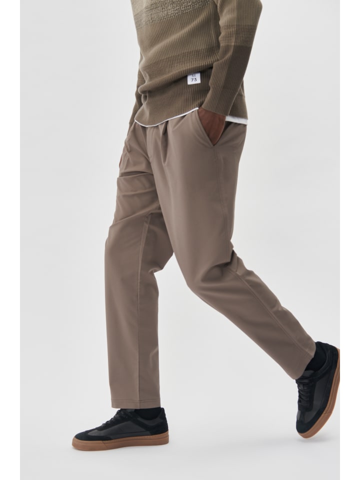 

Повседневные брюки MAhart прямого кроя в Morel Matinique