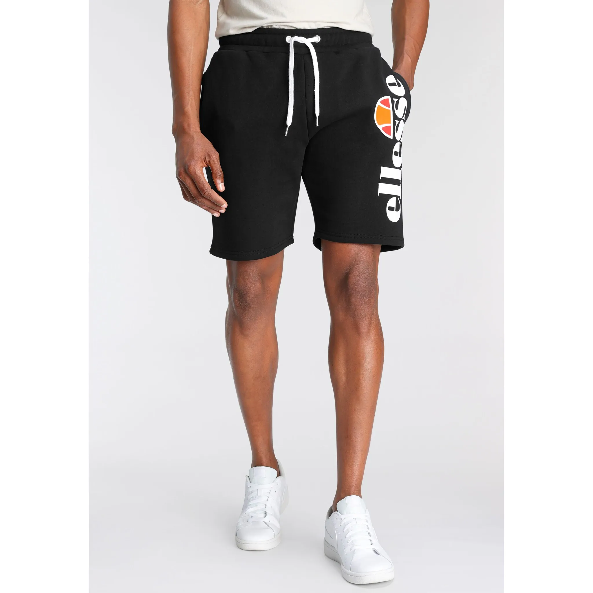 

Спортивные шорты Ellesse "BOSSINI FLEECE SHORT", черный