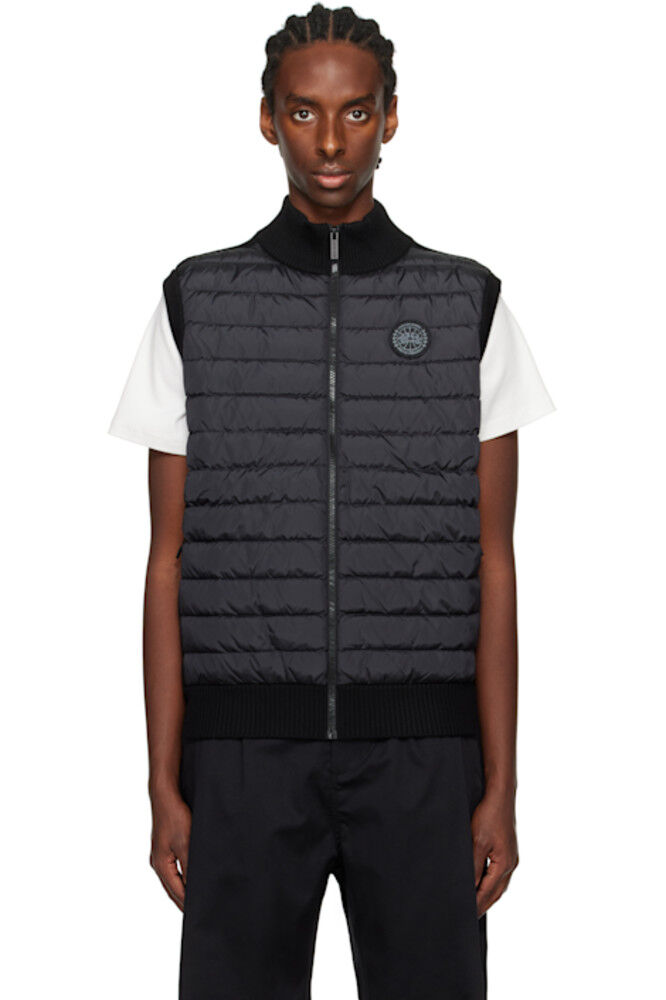 

Черный жилет-пуховик «Black Label» HyBridge Canada Goose