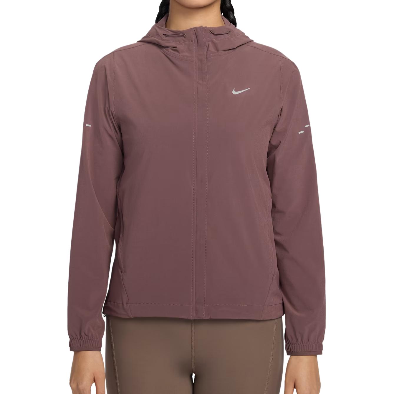 

Женская беговая куртка Swoosh FW25 Swift Nike, серый розовый