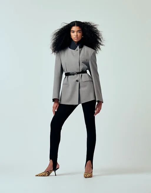 

Серый меланжевый оверсайз-пиджак с контрастным воротником ASOS DESIGN