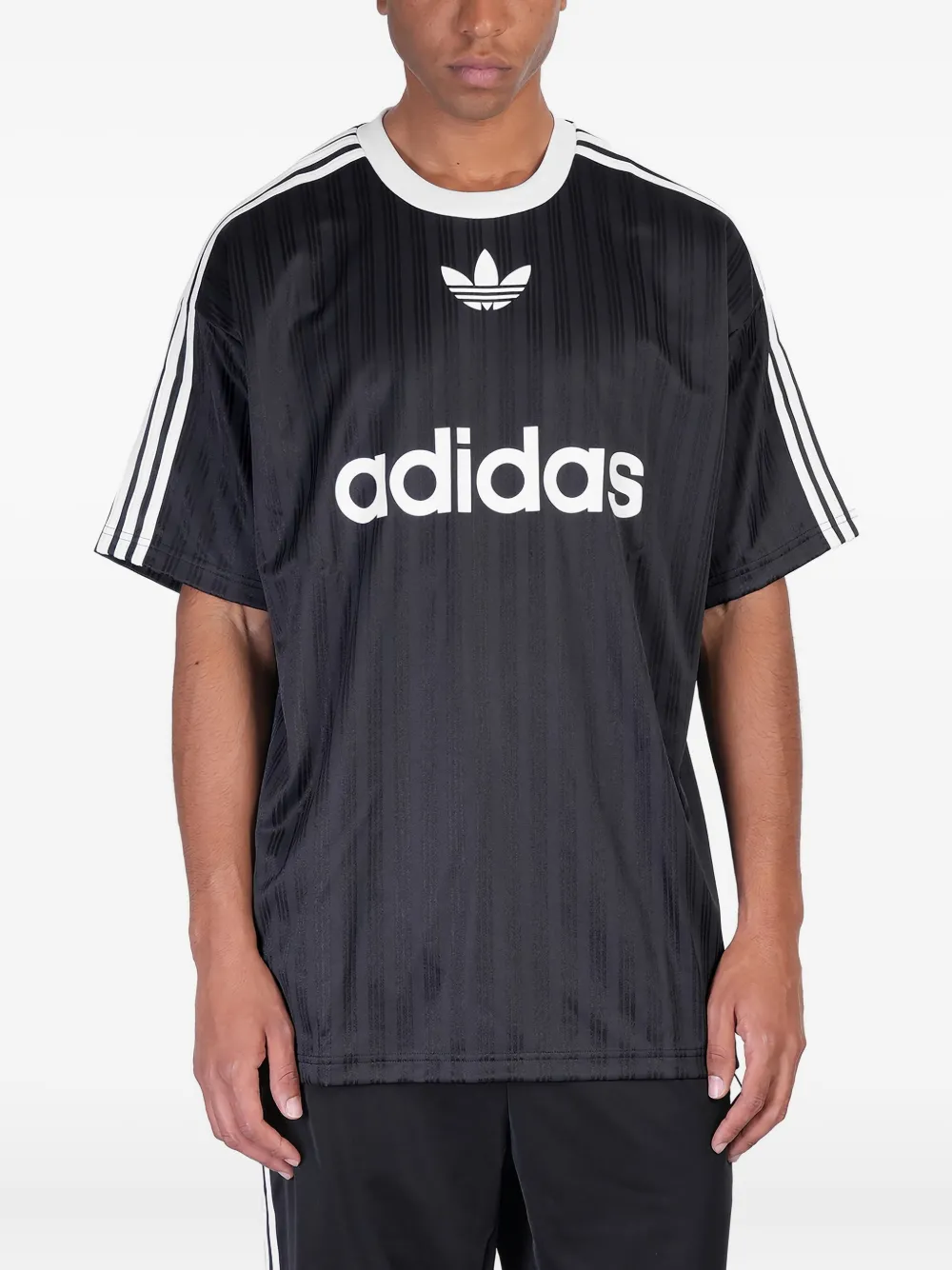 

Полосатая футболка с логотипом Adidas, черный
