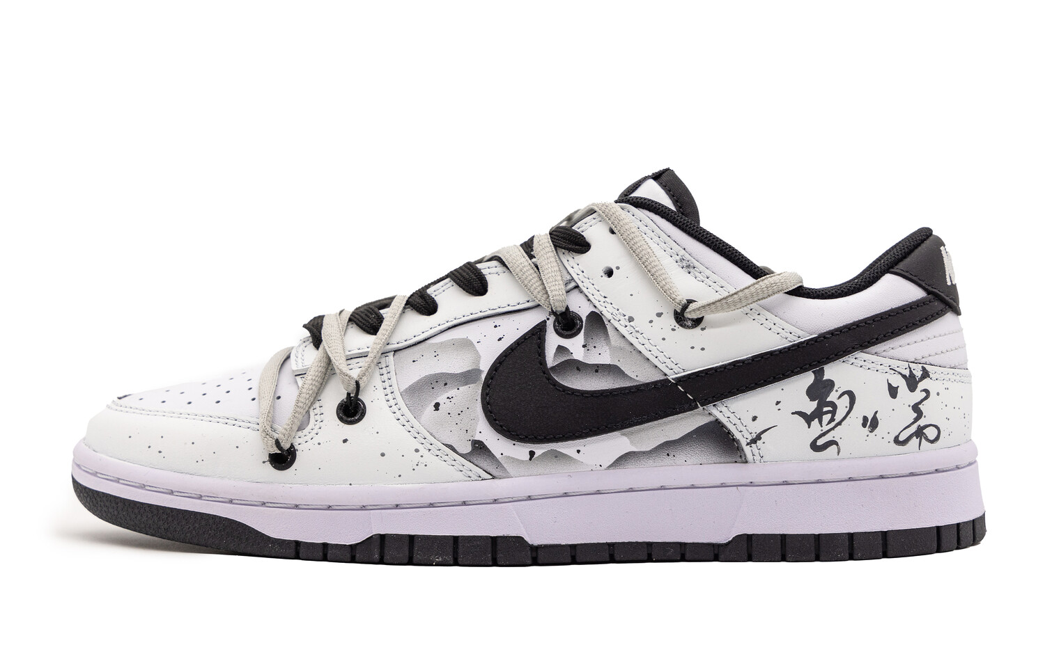 

Кроссовки Nike Dunk Skateboarding Shoes Women's Low-top Black/White/Gray, белый