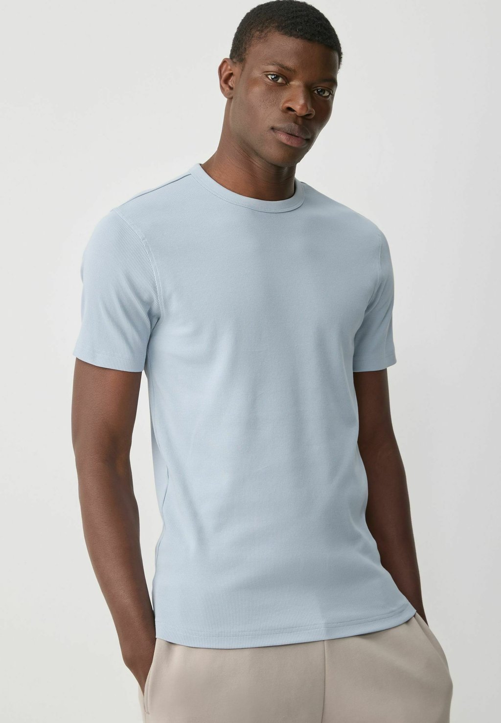 

Базовая футболка SHORT SLEEVE CREW Next, синий