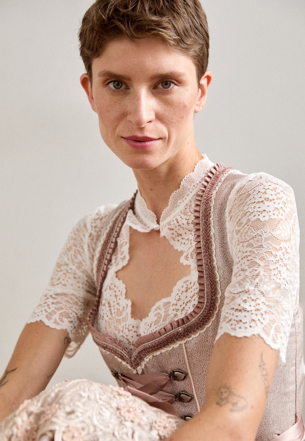 

Широкая юбка в сборку Krüger Dirndl, светло-розовый