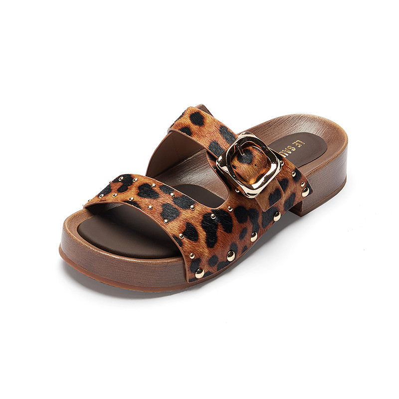 LE SAUNDA Тихие противоскользящие шлепанцы-слипоны женские - Forest Wilds Leopard BRO, цвет Forest Wilds Leopard BRO