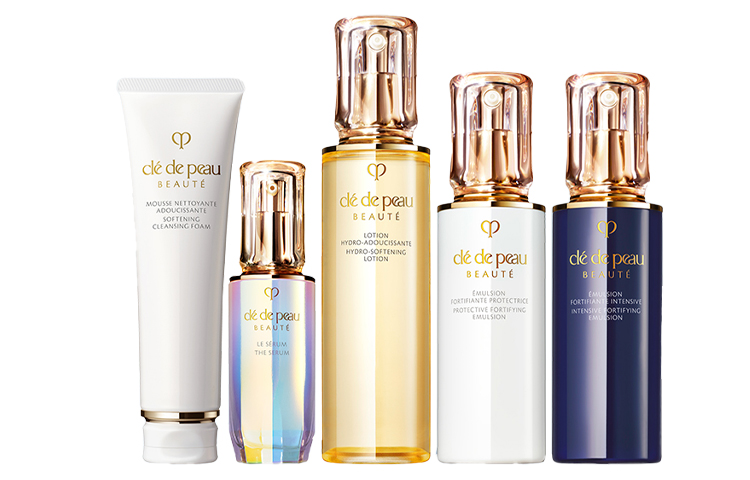 

Diamond Advanced Luxury Pet Skincare Sets успокаивающий осветляющий увлажняющий набор из пяти предметов Clé De Peau Beauté