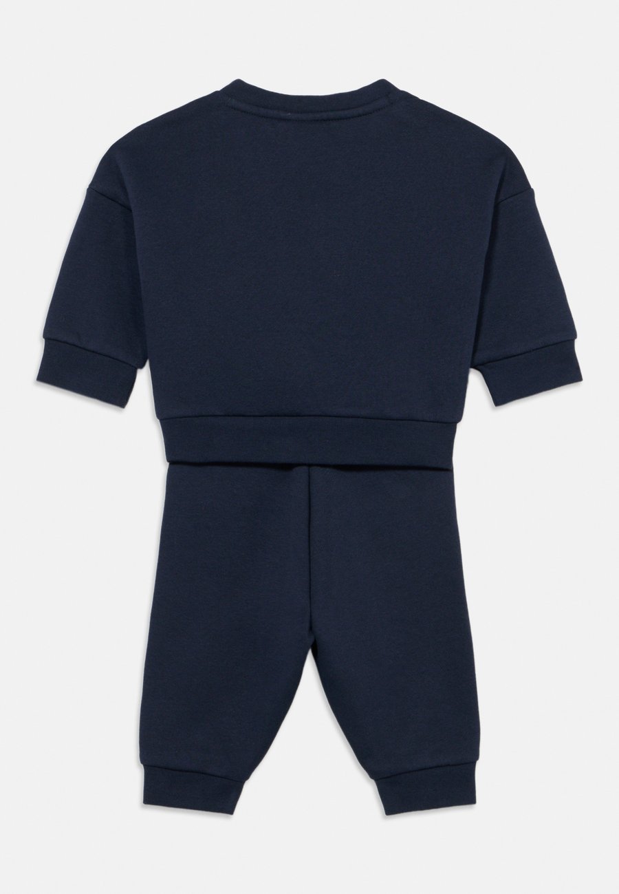 Толстовка Adidas Originals LOOSE CREW JOGGER SET-INFANT, Dark Blue — фото 2