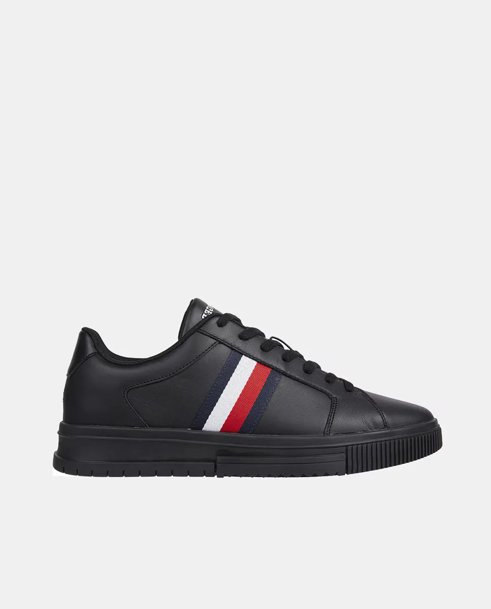 

Мужские низкие кожаные кеды с боковым брендингом Tommy Hilfiger, черный