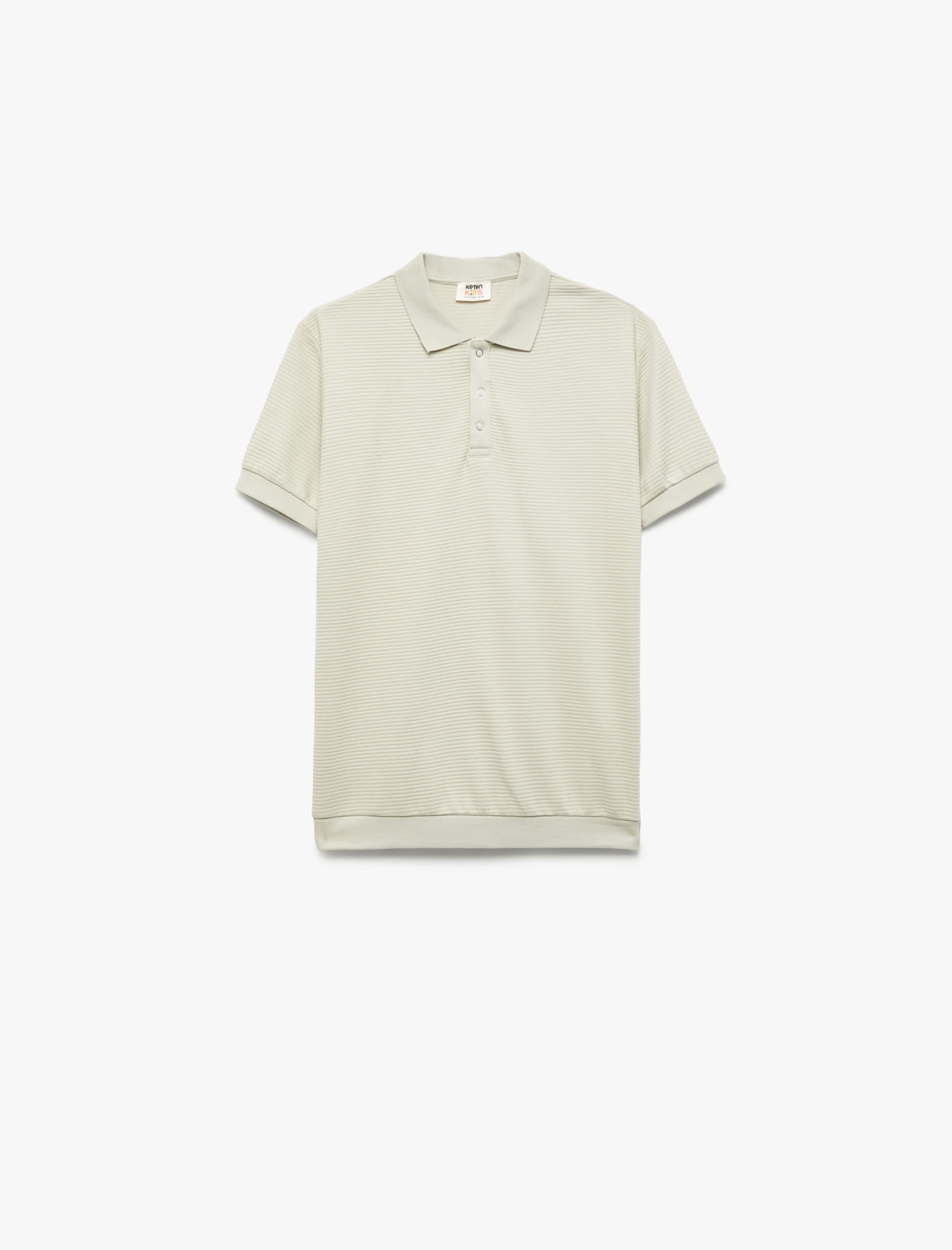 

Koton Футболка в пастельно-зеленом цвете