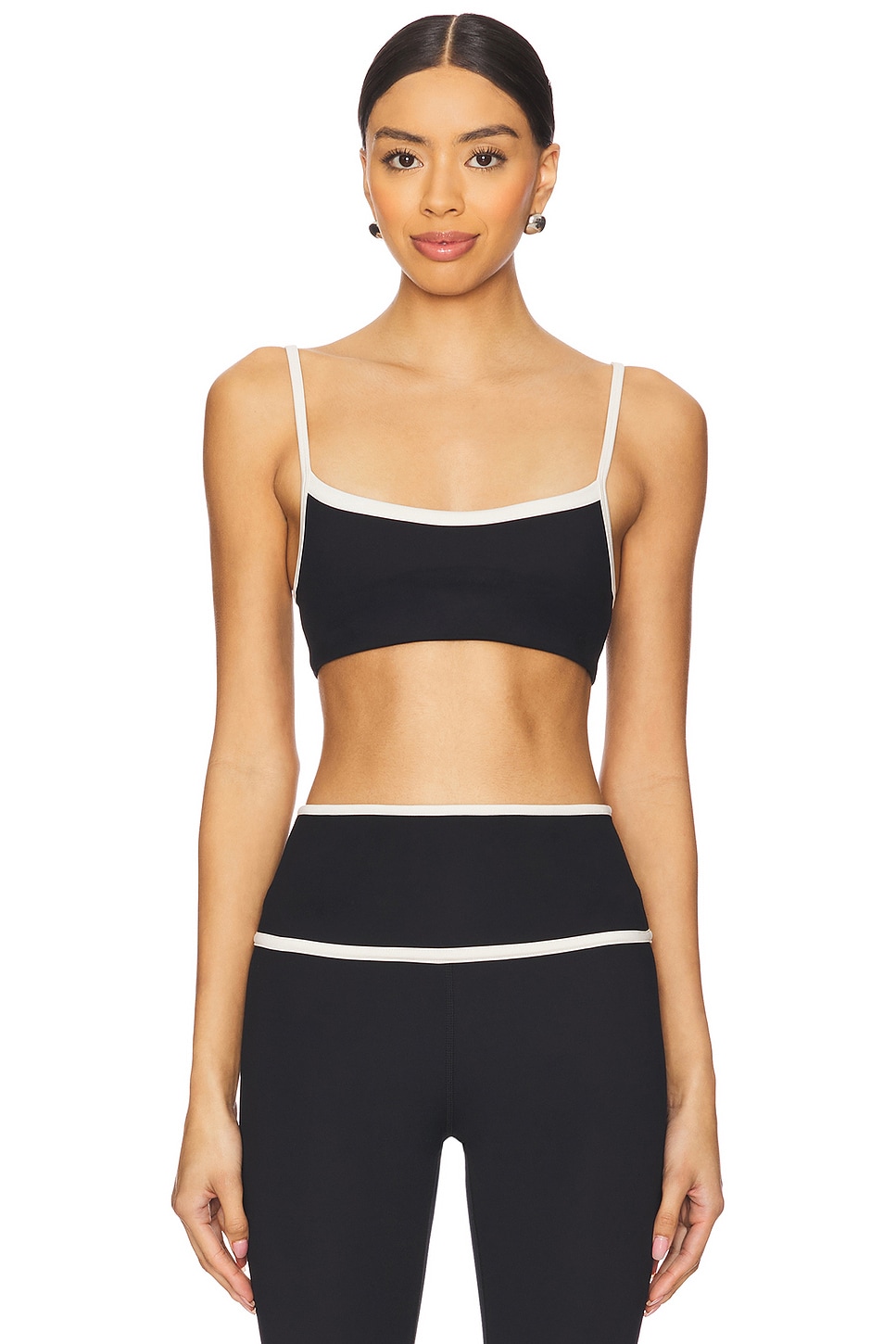 

Flowwell taryn спортивный бюстгальтер Wellbeing + Beingwell, black & white