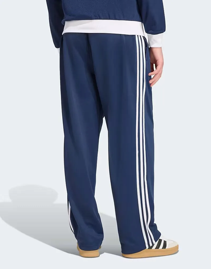 Свободные спортивные брюки Adidas Originals Adicolor цвета «ночной индиго» / белый — фото 2