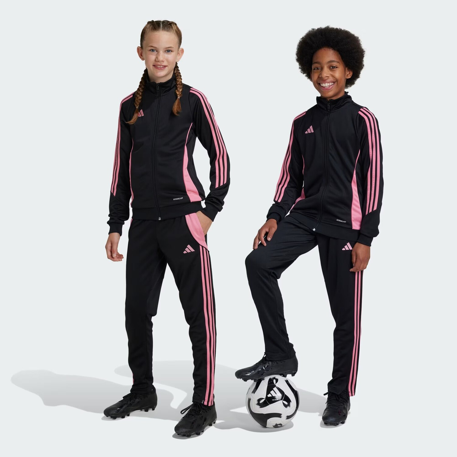 

Детские тренировочные брюки Tiro 24 Adidas, цвет Black/Easy Pink