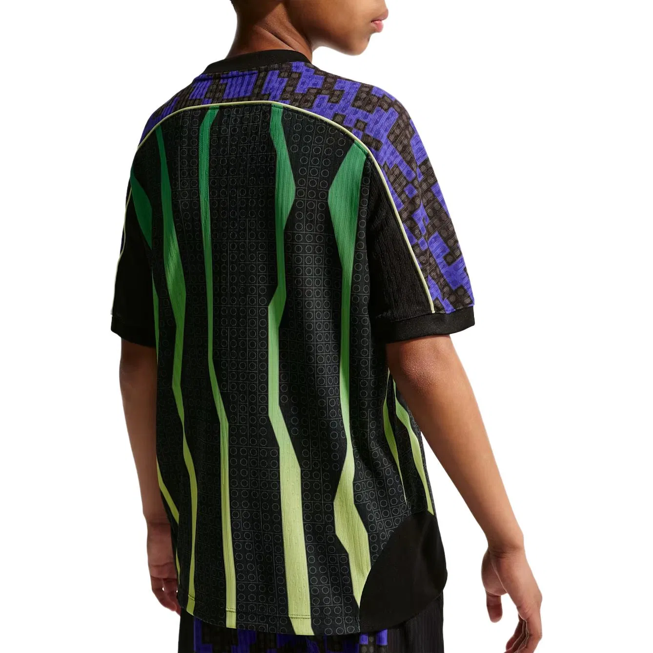 Футболка с V-образным вырезом быстросохнущая Nike X LEGO Kids' Black/Light Lime — фото 3