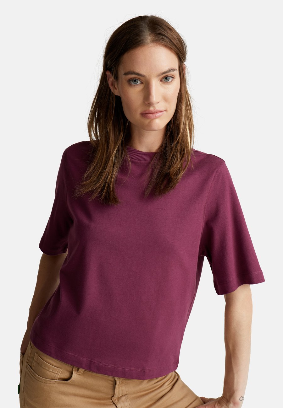 

Футболка United Colors of Benetton BOXY FIT, Violet/Lilac