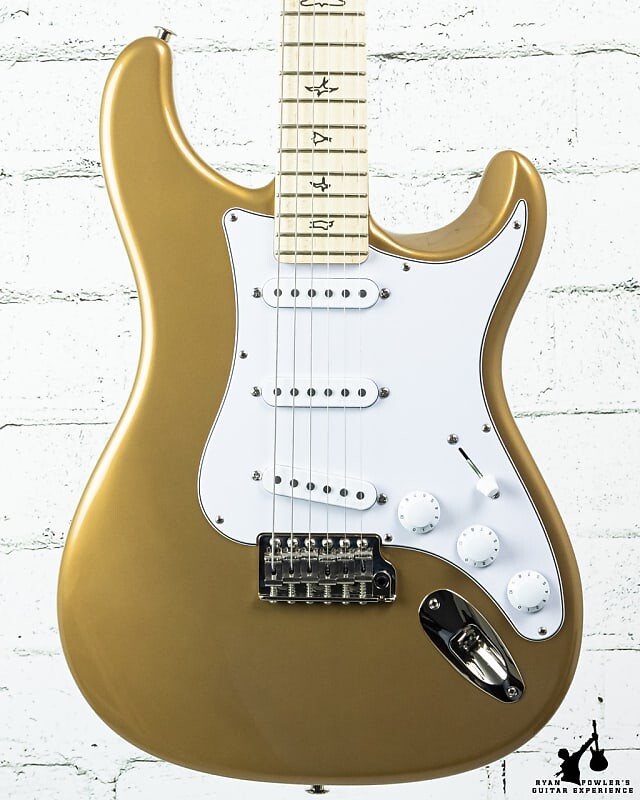 

Электрогитара PRS Silver Sky Maple Golden Mesa w/ Gigbag