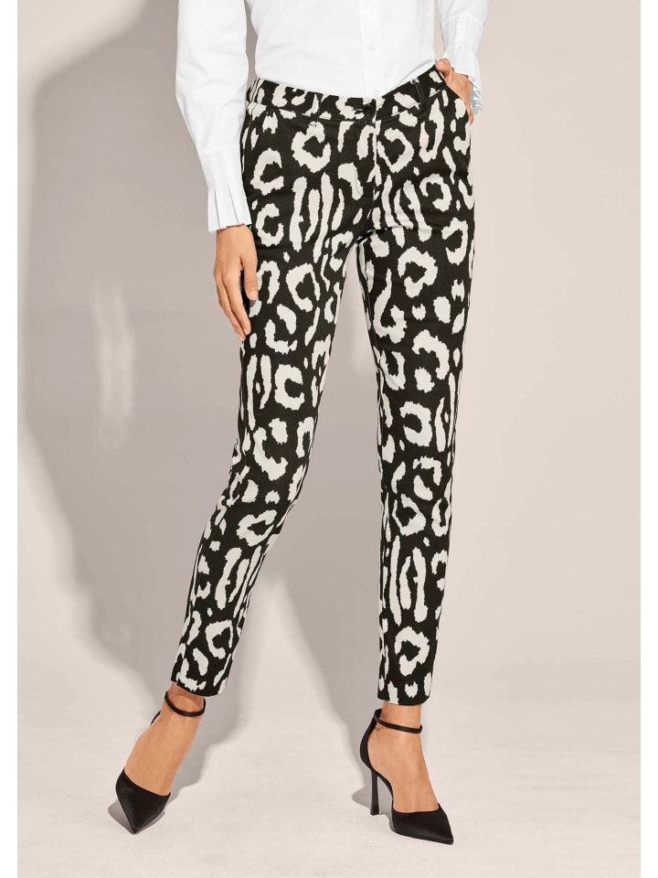 

MADELEINE Брюки с контрастным анималистическим принтом в черно-белой гамме