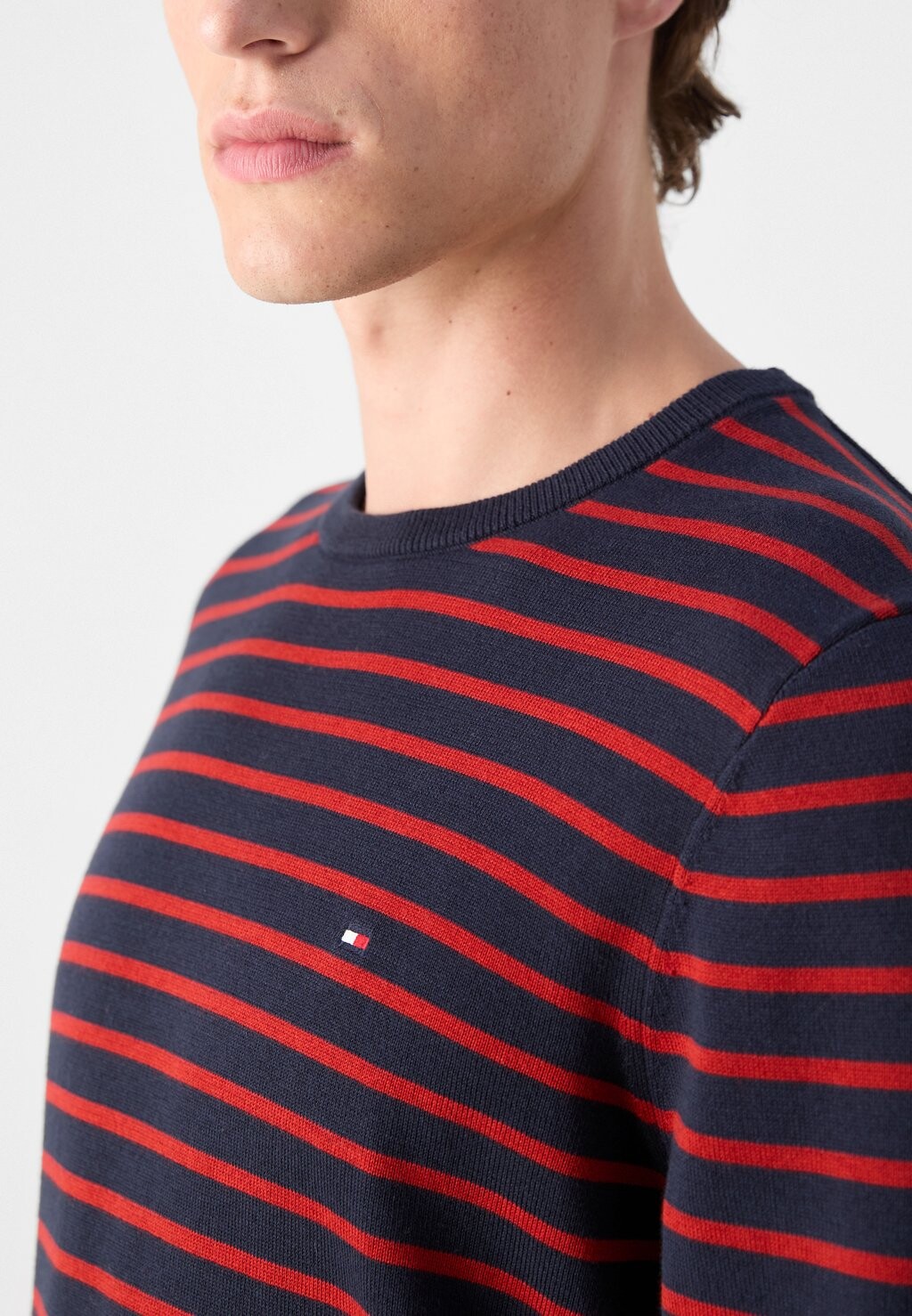 

Джемпер ESSENTIAL CREW NECK Tommy Hilfiger, синий