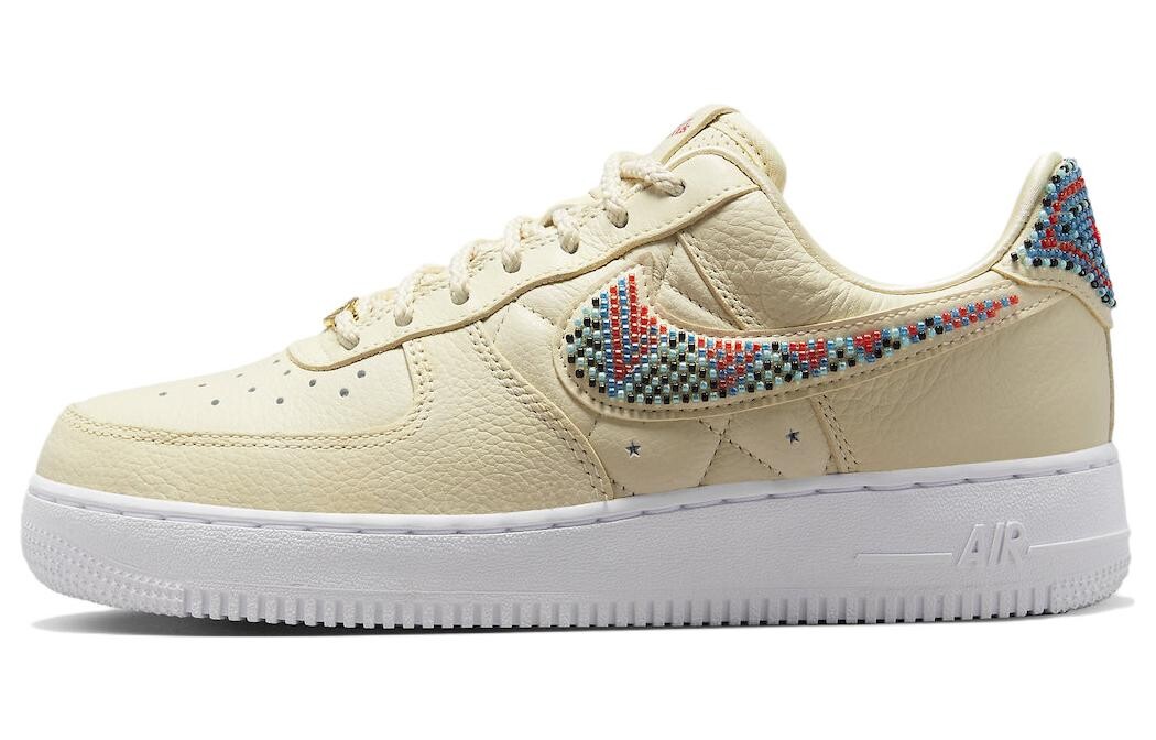 

Кроссовки Nike Air Force 1 Low Premium The Bella (W)