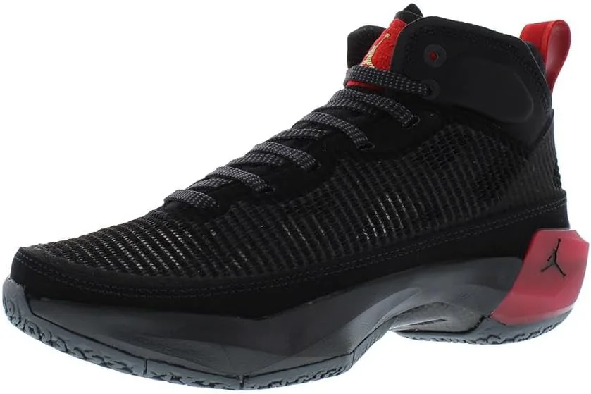 

Кроссовки для мальчиков Nike Air Jordan XXXVII GS, черный/металлик золотой