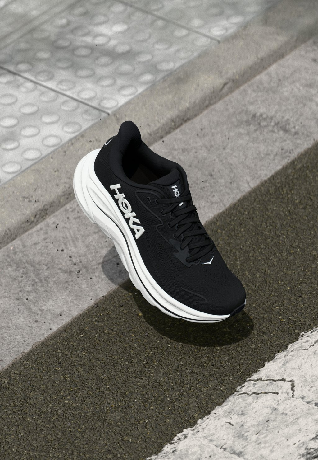 

Кроссовки для бега CLIFTON 10 HOKA, черный