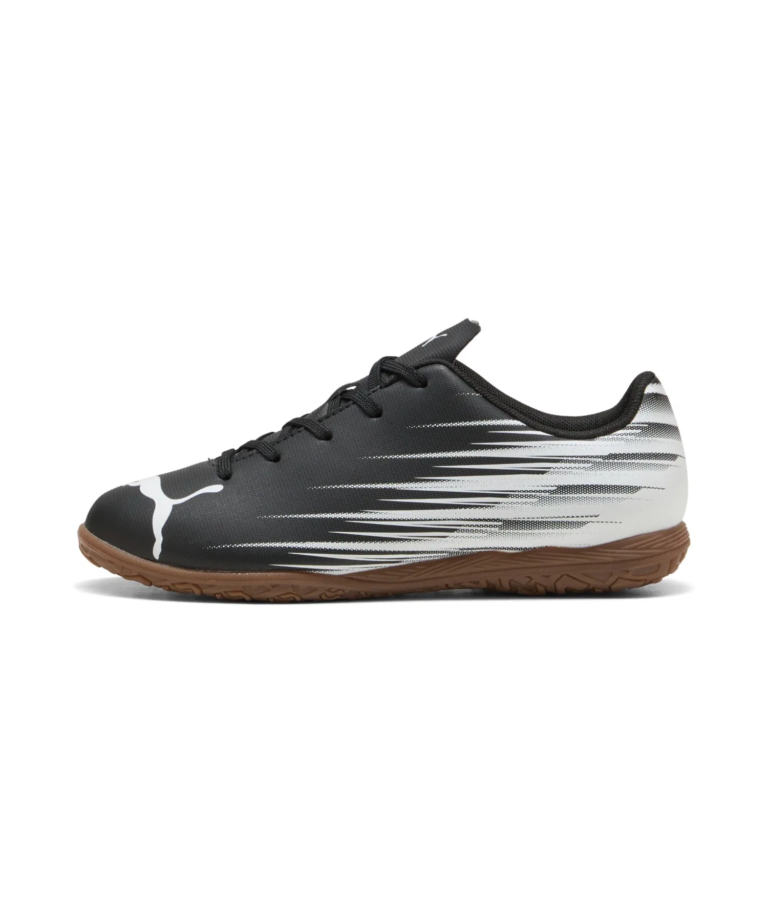 Детские футбольные кроссовки PUMA Attacanto II IT для зала чёрно-белые — фото 4