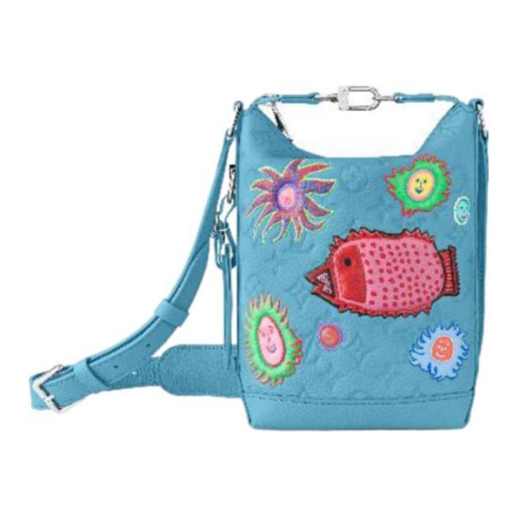 

Луи Виттон Lv X Yk Хобо Крузер Синий