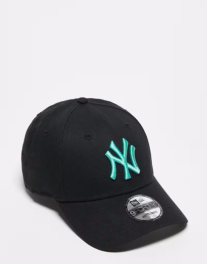 

Черная кепка New Era NY Yankees 9forty